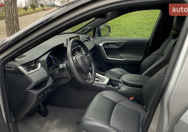 Сірий Тойота РАВ 4, об'ємом двигуна 2.49 л та пробігом 81 тис. км за 38000 $, фото 16 на Automoto.ua