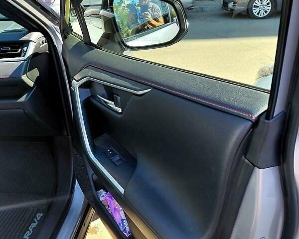 Сірий Тойота РАВ 4, об'ємом двигуна 2.5 л та пробігом 90 тис. км за 40000 $, фото 9 на Automoto.ua
