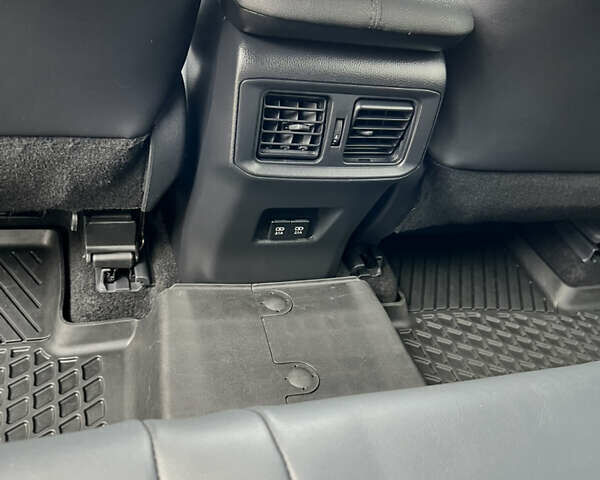 Серый Тойота РАВ 4, объемом двигателя 2.5 л и пробегом 149 тыс. км за 28500 $, фото 19 на Automoto.ua