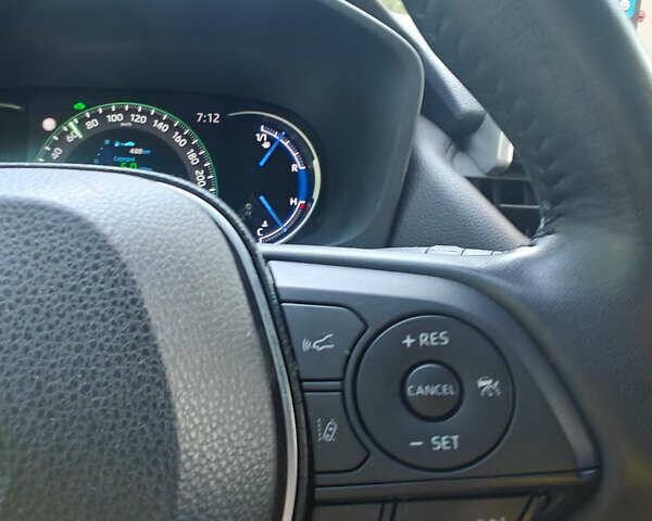 Тойота РАВ 4 2021 в Киеве на Automoto.ua Серый Тойота РАВ 4, объемом двигателя 2.49 л и пробегом 53 тыс. км за 37999 $, фото 24 на Automoto.ua