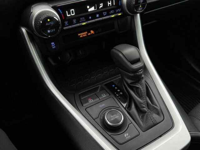 Серый Тойота РАВ 4, объемом двигателя 2.5 л и пробегом 63 тыс. км за 29500 $, фото 20 на Automoto.ua