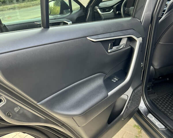 Серый Тойота РАВ 4, объемом двигателя 2.5 л и пробегом 149 тыс. км за 28500 $, фото 17 на Automoto.ua