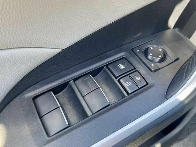 Серый Тойота РАВ 4, объемом двигателя 2.5 л и пробегом 37 тыс. км за 33000 $, фото 5 на Automoto.ua