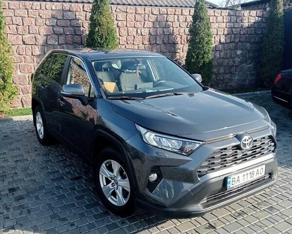 Серый Тойота РАВ 4, объемом двигателя 1.99 л и пробегом 30 тыс. км за 29000 $, фото 2 на Automoto.ua