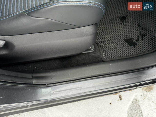 Серый Тойота РАВ 4, объемом двигателя 2.49 л и пробегом 119 тыс. км за 32950 $, фото 35 на Automoto.ua