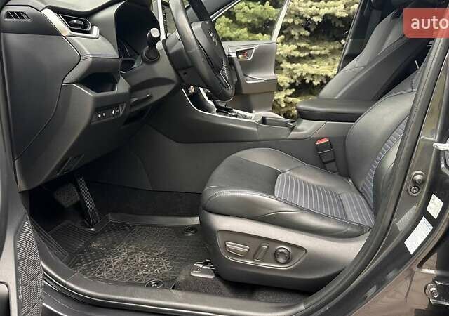 Серый Тойота РАВ 4, объемом двигателя 2.49 л и пробегом 64 тыс. км за 36800 $, фото 18 на Automoto.ua