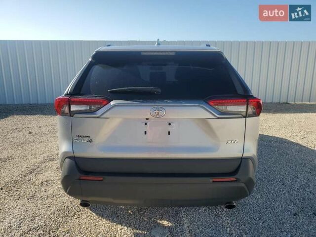 Сірий Тойота РАВ 4, об'ємом двигуна 2.49 л та пробігом 30 тис. км за 12000 $, фото 5 на Automoto.ua