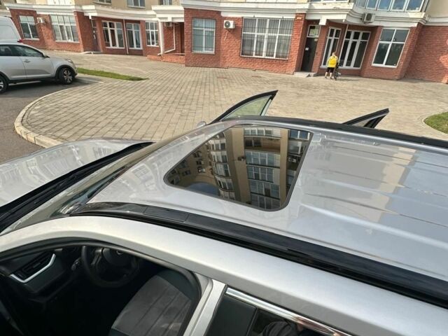 Серый Тойота РАВ 4, объемом двигателя 2 л и пробегом 33 тыс. км за 28000 $, фото 13 на Automoto.ua