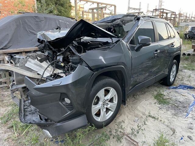 Серый Тойота РАВ 4, объемом двигателя 2 л и пробегом 35 тыс. км за 9990 $, фото 1 на Automoto.ua