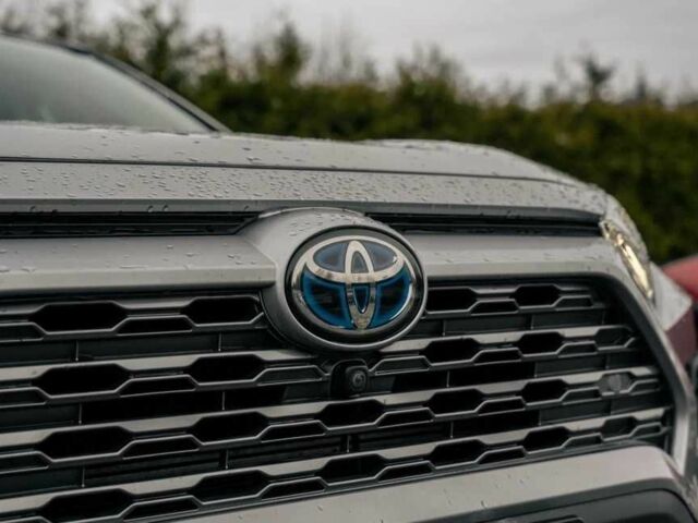 Серый Тойота РАВ 4, объемом двигателя 2.5 л и пробегом 78 тыс. км за 17800 $, фото 21 на Automoto.ua