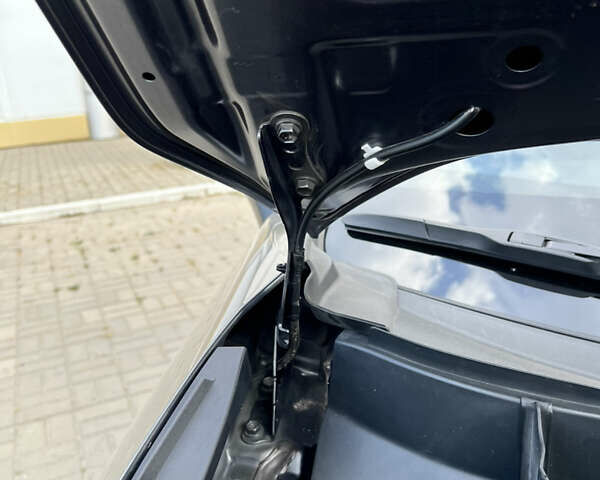 Серый Тойота РАВ 4, объемом двигателя 2.5 л и пробегом 149 тыс. км за 28500 $, фото 32 на Automoto.ua