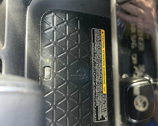 Тойота РАВ 4 2021 в Киеве на Automoto.ua Серый Тойота РАВ 4, объемом двигателя 2.49 л и пробегом 53 тыс. км за 37999 $, фото 18 на Automoto.ua