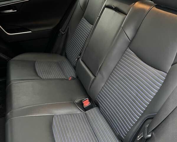 Серый Тойота РАВ 4, объемом двигателя 2.5 л и пробегом 60 тыс. км за 36500 $, фото 12 на Automoto.ua