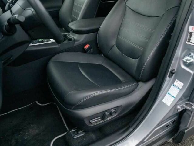 Серый Тойота РАВ 4, объемом двигателя 2.5 л и пробегом 78 тыс. км за 17800 $, фото 3 на Automoto.ua