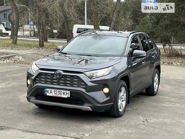 Сірий Тойота РАВ 4, об'ємом двигуна 2.5 л та пробігом 45 тис. км за 41500 $, фото 1 на Automoto.ua