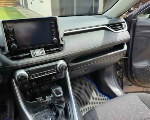 Серый Тойота РАВ 4, объемом двигателя 2.49 л и пробегом 90 тыс. км за 37000 $, фото 24 на Automoto.ua