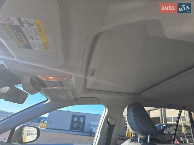 Сірий Тойота РАВ 4, об'ємом двигуна 2.5 л та пробігом 28 тис. км за 21666 $, фото 1 на Automoto.ua