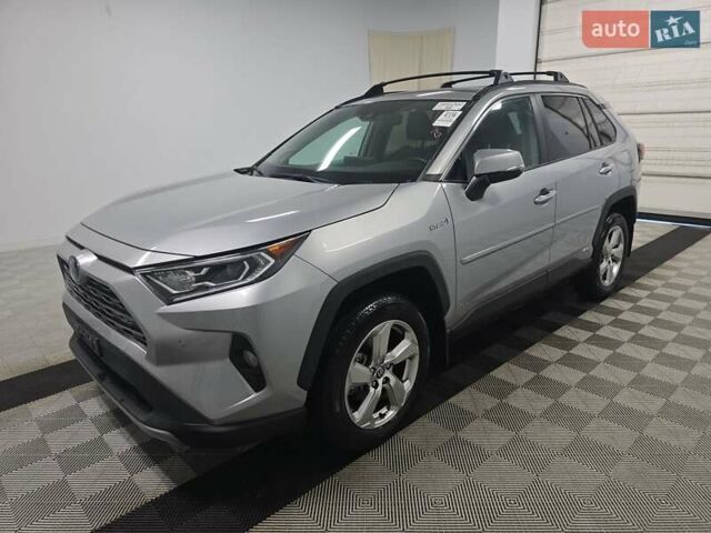 Сірий Тойота РАВ 4, об'ємом двигуна 2.5 л та пробігом 28 тис. км за 21666 $, фото 3 на Automoto.ua