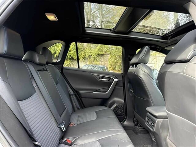 Сірий Тойота РАВ 4, об'ємом двигуна 0 л та пробігом 15 тис. км за 16700 $, фото 12 на Automoto.ua