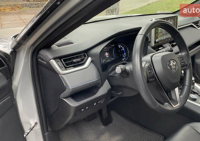 Сірий Тойота РАВ 4, об'ємом двигуна 2.49 л та пробігом 81 тис. км за 38000 $, фото 8 на Automoto.ua