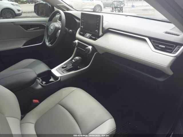 Серый Тойота РАВ 4, объемом двигателя 2.5 л и пробегом 18 тыс. км за 10000 $, фото 4 на Automoto.ua