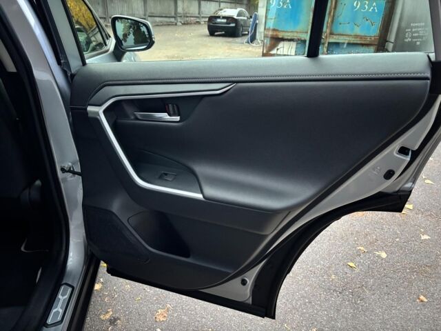 Серый Тойота РАВ 4, объемом двигателя 2.5 л и пробегом 18 тыс. км за 32990 $, фото 9 на Automoto.ua