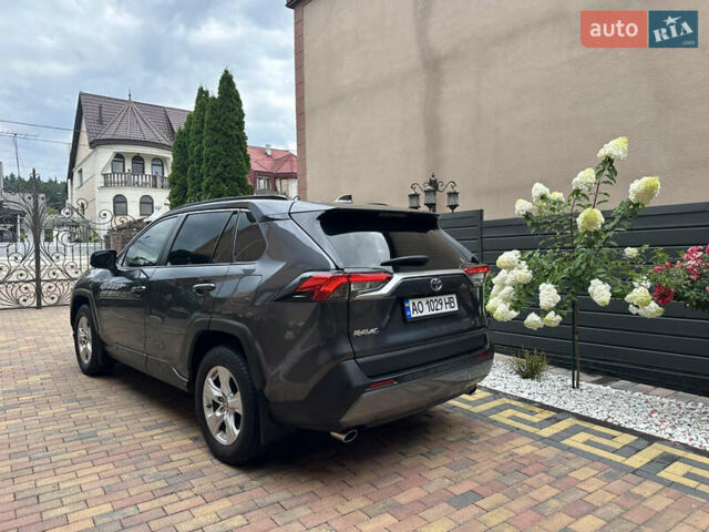 Сірий Тойота РАВ 4, об'ємом двигуна 1.99 л та пробігом 106 тис. км за 27777 $, фото 13 на Automoto.ua