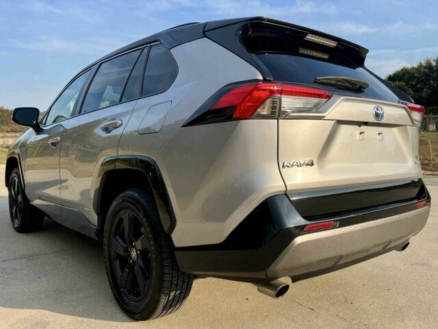 Серый Тойота РАВ 4, объемом двигателя 2.5 л и пробегом 18 тыс. км за 15600 $, фото 3 на Automoto.ua