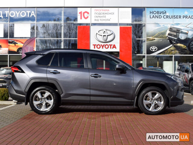 Тойота РАВ 4 2021 в Житомире на Automoto.ua Серый Тойота РАВ 4, объемом двигателя 2 л и пробегом 170 тыс. км за 28500 $, фото 16 на Automoto.ua