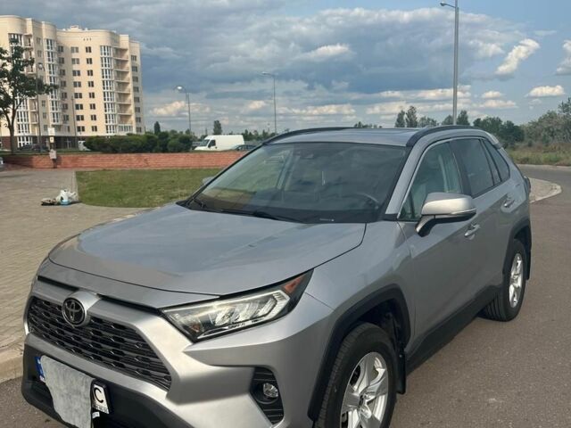 Серый Тойота РАВ 4, объемом двигателя 2 л и пробегом 33 тыс. км за 28000 $, фото 2 на Automoto.ua