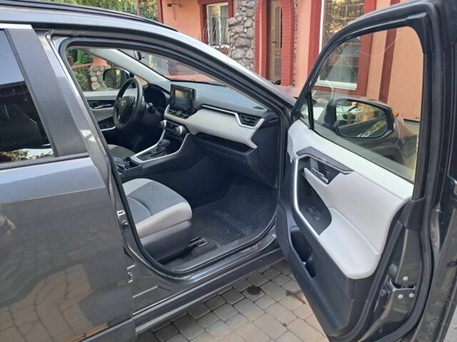 Сірий Тойота РАВ 4, об'ємом двигуна 2.5 л та пробігом 18 тис. км за 26000 $, фото 14 на Automoto.ua