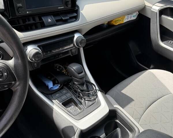 Серый Тойота РАВ 4, объемом двигателя 2.49 л и пробегом 109 тыс. км за 29000 $, фото 10 на Automoto.ua