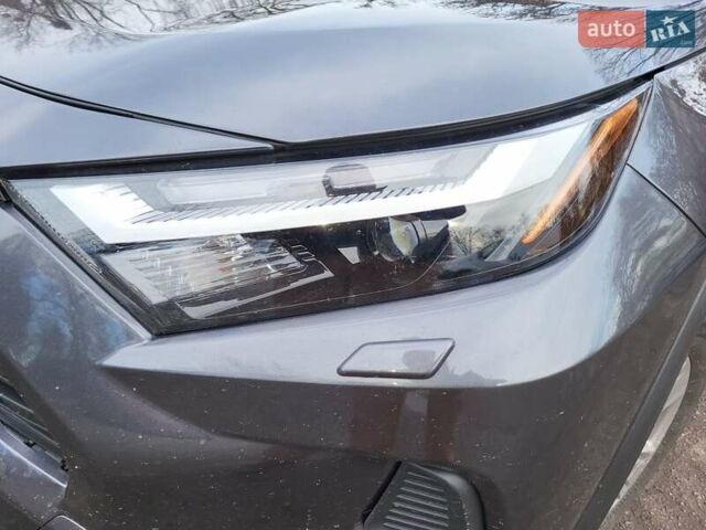 Серый Тойота РАВ 4, объемом двигателя 2.49 л и пробегом 95 тыс. км за 31700 $, фото 8 на Automoto.ua