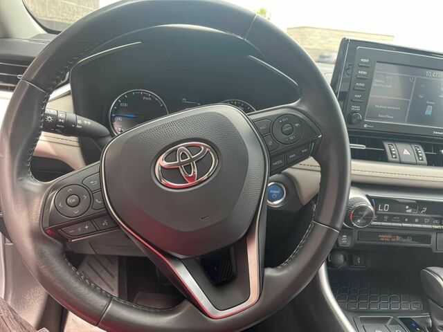 Серый Тойота РАВ 4, объемом двигателя 2.5 л и пробегом 28 тыс. км за 19900 $, фото 7 на Automoto.ua