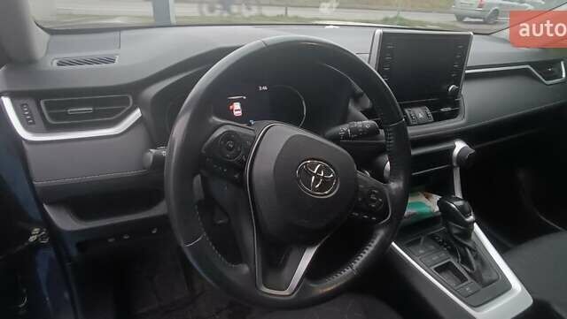 Сірий Тойота РАВ 4, об'ємом двигуна 2.49 л та пробігом 36 тис. км за 35400 $, фото 12 на Automoto.ua