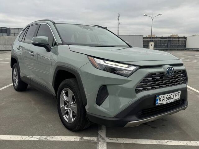 Сірий Тойота РАВ 4, об'ємом двигуна 2.5 л та пробігом 41 тис. км за 37500 $, фото 2 на Automoto.ua