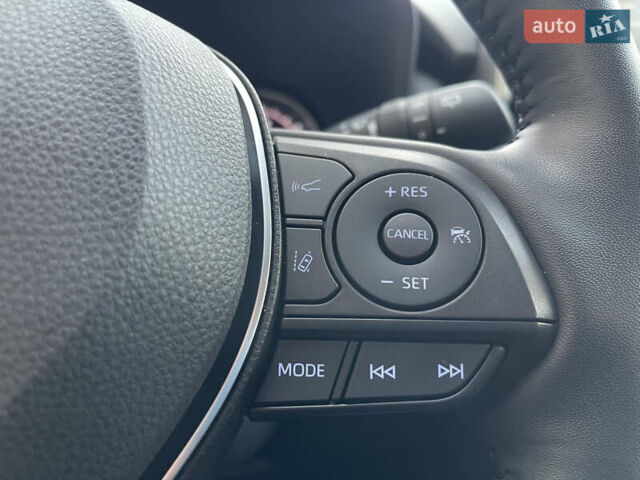 Сірий Тойота РАВ 4, об'ємом двигуна 1.99 л та пробігом 8 тис. км за 31600 $, фото 45 на Automoto.ua