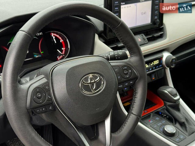 Серый Тойота РАВ 4, объемом двигателя 2.5 л и пробегом 19 тыс. км за 45490 $, фото 49 на Automoto.ua