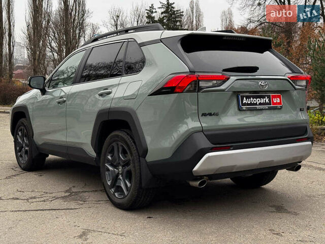 Серый Тойота РАВ 4, объемом двигателя 2.5 л и пробегом 19 тыс. км за 45490 $, фото 21 на Automoto.ua