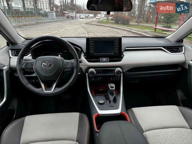 Серый Тойота РАВ 4, объемом двигателя 2.5 л и пробегом 19 тыс. км за 45490 $, фото 32 на Automoto.ua