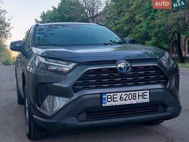 Серый Тойота РАВ 4, объемом двигателя 2.49 л и пробегом 54 тыс. км за 33500 $, фото 2 на Automoto.ua