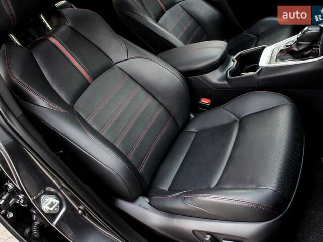 Сірий Тойота РАВ 4, об'ємом двигуна 2.49 л та пробігом 83 тис. км за 46000 $, фото 51 на Automoto.ua