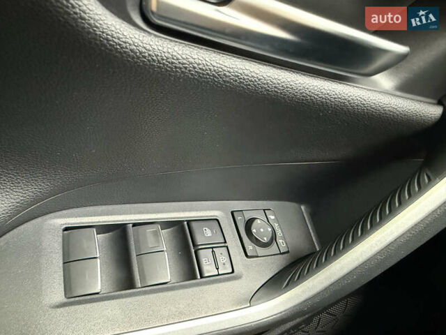 Серый Тойота РАВ 4, объемом двигателя 2.49 л и пробегом 83 тыс. км за 38700 $, фото 18 на Automoto.ua