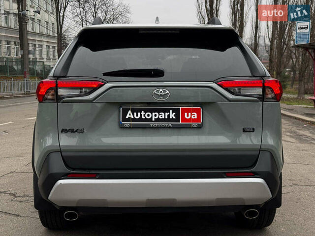 Серый Тойота РАВ 4, объемом двигателя 2.5 л и пробегом 19 тыс. км за 45490 $, фото 17 на Automoto.ua