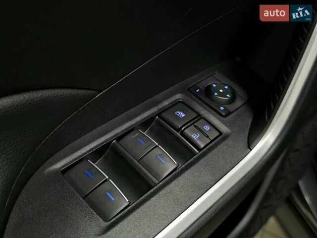 Серый Тойота РАВ 4, объемом двигателя 2.49 л и пробегом 56 тыс. км за 33999 $, фото 9 на Automoto.ua