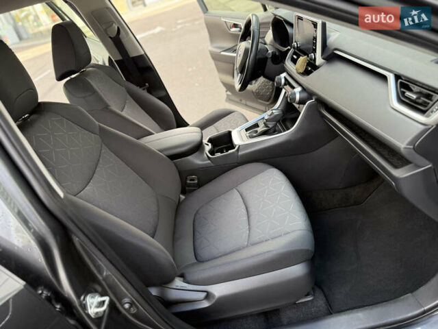 Серый Тойота РАВ 4, объемом двигателя 1.99 л и пробегом 26 тыс. км за 30500 $, фото 34 на Automoto.ua