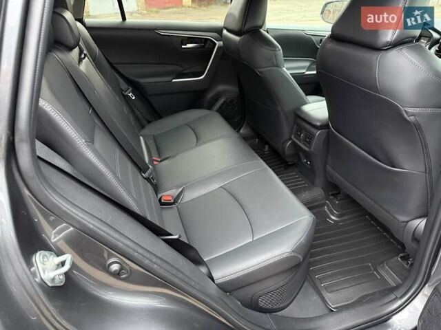 Сірий Тойота РАВ 4, об'ємом двигуна 2.5 л та пробігом 51 тис. км за 34900 $, фото 18 на Automoto.ua