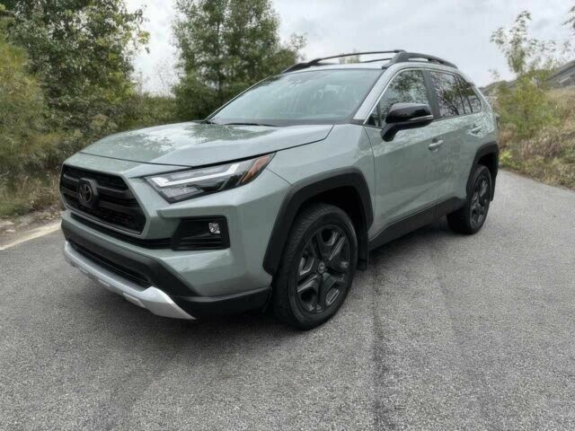 Серый Тойота РАВ 4, объемом двигателя 2.5 л и пробегом 21 тыс. км за 16400 $, фото 2 на Automoto.ua