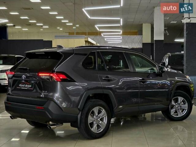 Серый Тойота РАВ 4, объемом двигателя 2.49 л и пробегом 56 тыс. км за 33999 $, фото 4 на Automoto.ua
