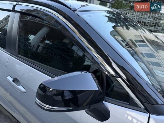 Сірий Тойота РАВ 4, об'ємом двигуна 2.5 л та пробігом 19 тис. км за 39900 $, фото 21 на Automoto.ua